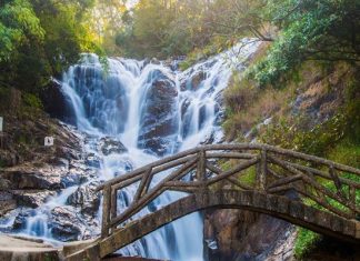 Khám phá vẻ đẹp mộng mơ của thác Dalanta trong tour du lịch Đà Lạt Khám phá vẻ đẹp mộng mơ của thác Dalanta trong tour du lịch Đà Lạt