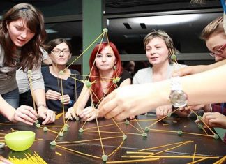 Tổ chức team building indoor/outdoor uy tín, chuyên nghiệp & giá rẻ Tổ chức team building indoor/outdoor uy tín, chuyên nghiệp & giá rẻ